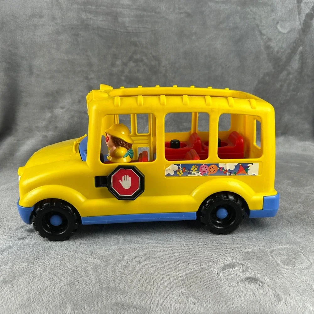 Fisher-Price Little People Lil School Bus Yellow Toy Vehicle with Figure 77941